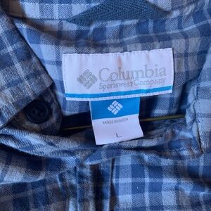 Columbia Men's Casual Blue Checkered Shirt